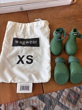 Wagwear Wagwellies Green Dog Boots - XS Waterproof Paw Protectors